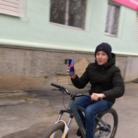 Женя Мендиханов
