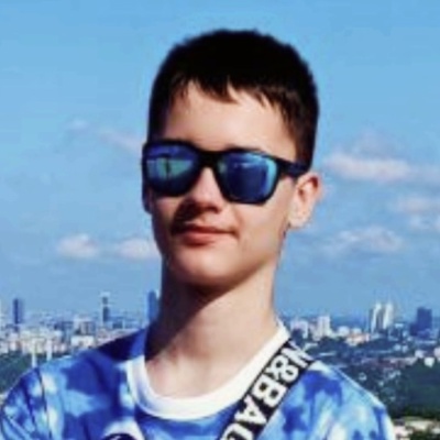 Артём Бовть